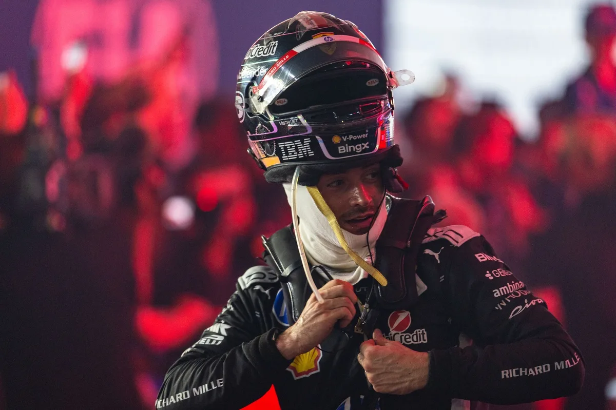 Leclerc analiza las dificultades de su salida en el GP de Singapur de F1